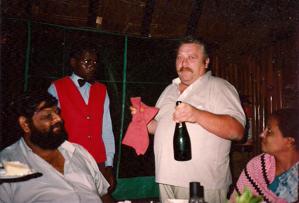 comp_masai-mara-fig-tree-camp-may-1989-www-lofty-tours-com0005