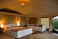 comp_olseki-interior-of-tent1
