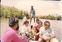 comp_robinson-island-shamshu-family-19910002